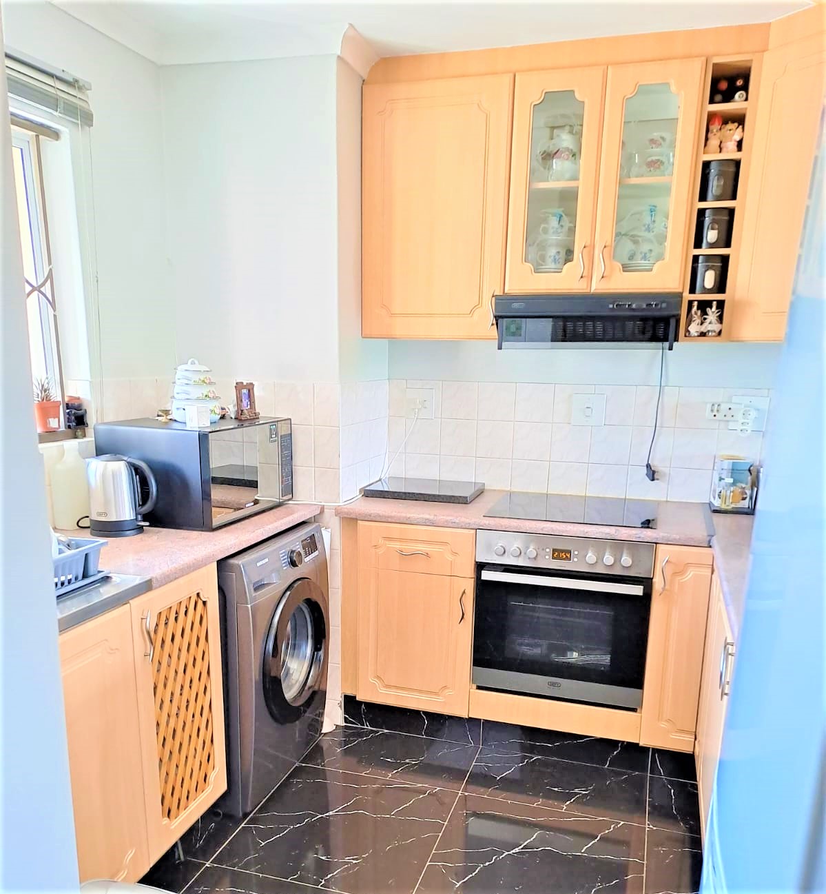 KITCHEN 1